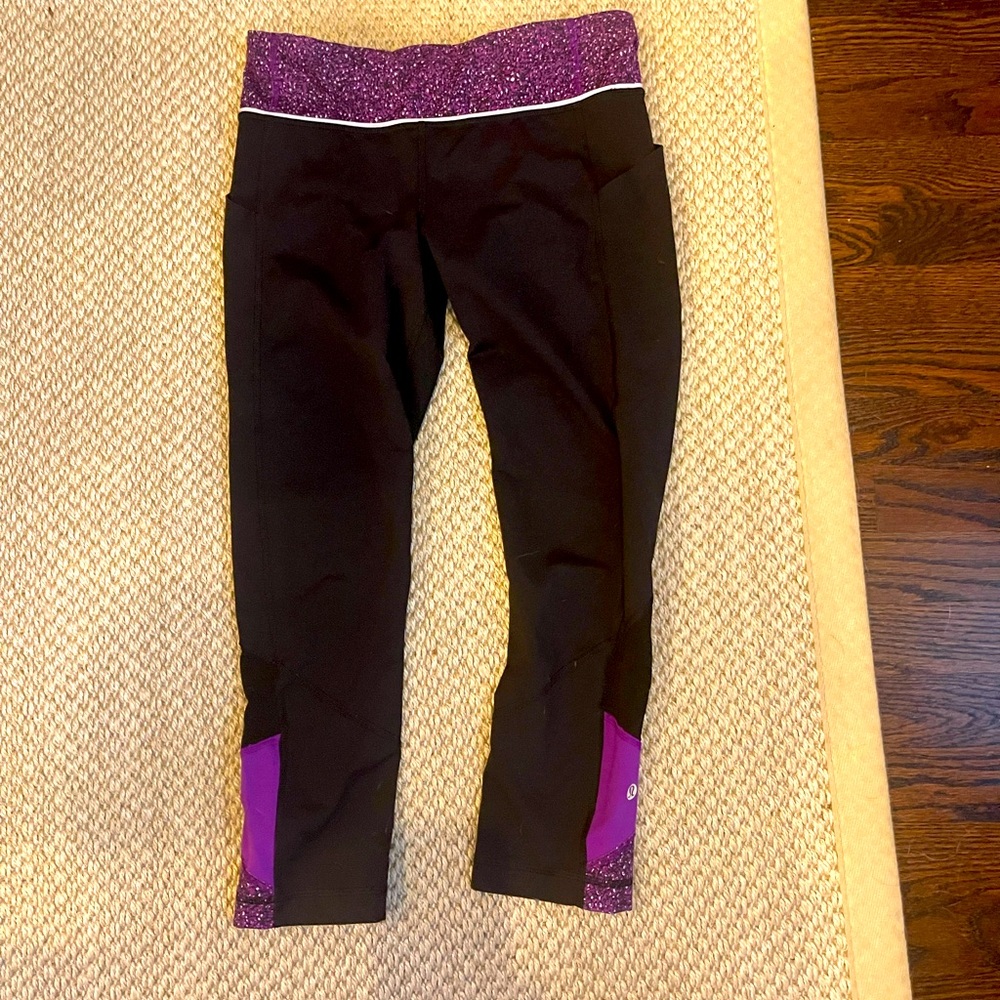 Lululemon crop leggings size 6